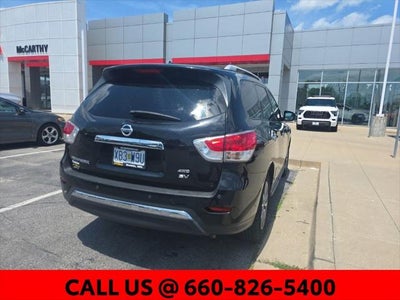 2016 Nissan Pathfinder SV