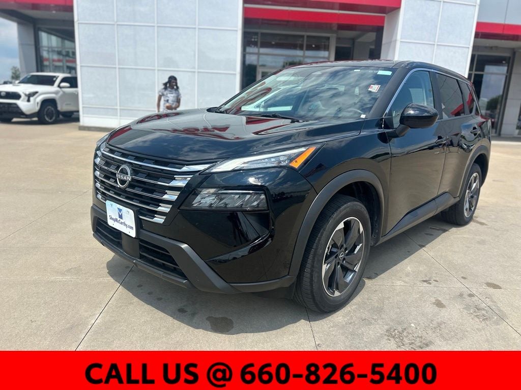 Used 2025 Nissan Rogue SV with VIN 5N1BT3BA7SC828888 for sale in Kansas City