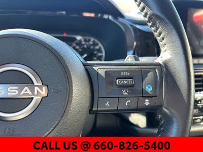 2024 Nissan Pathfinder SV