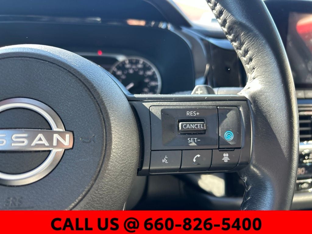 2024 Nissan Pathfinder SV