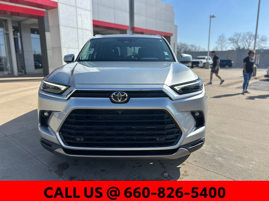 Used 2024 Toyota Grand Highlander Platinum with VIN 5TDAAAB50RS009145 for sale in Kansas City