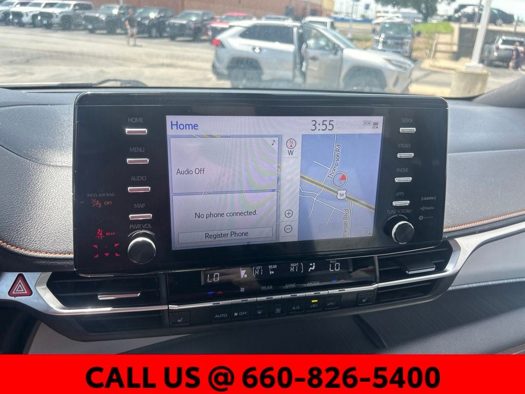 2023 Toyota Sienna LE 8 Passenger