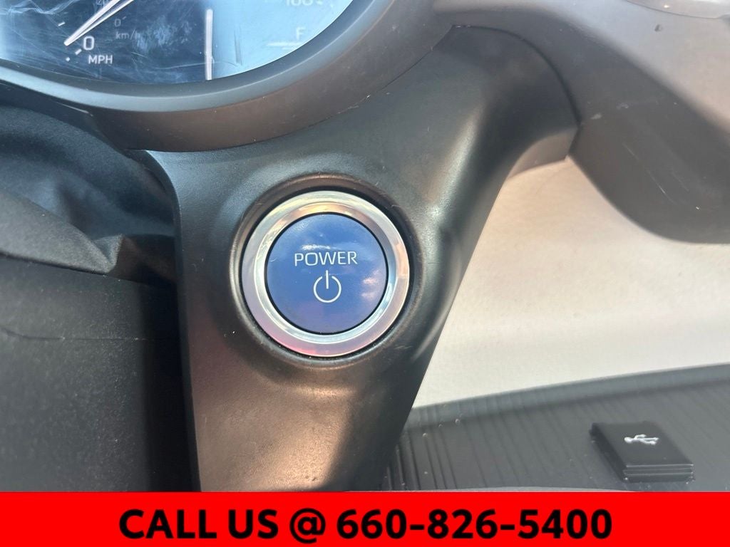 2023 Toyota Sienna LE 8 Passenger