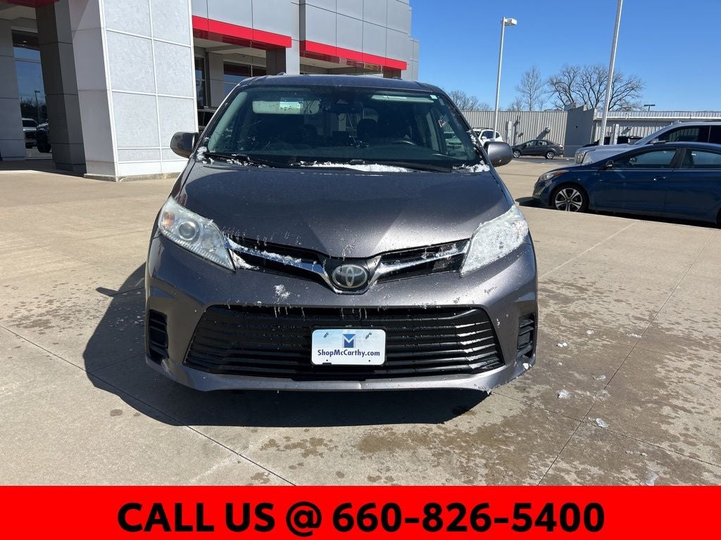 Used 2020 Toyota Sienna LE with VIN 5TDJZ3DC5LS240257 for sale in Kansas City