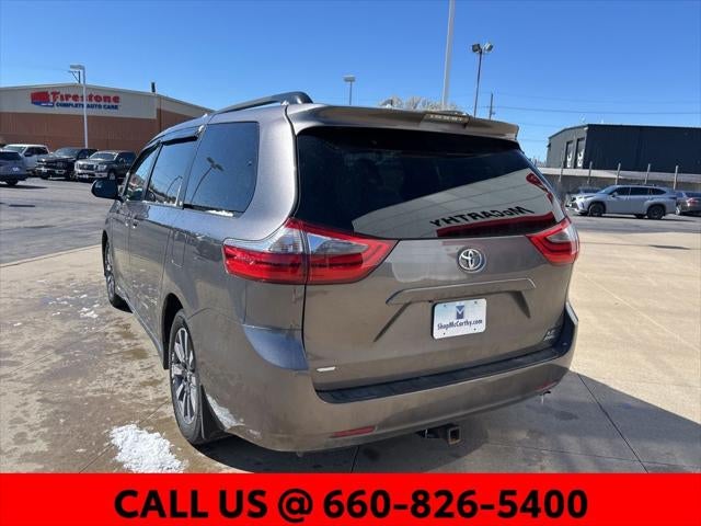 2020 Toyota Sienna LE 7 Passenger