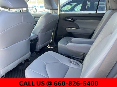 2023 Toyota Highlander Hybrid XLE