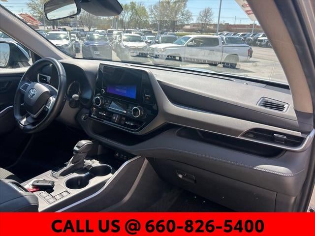 2024 Toyota Highlander LE