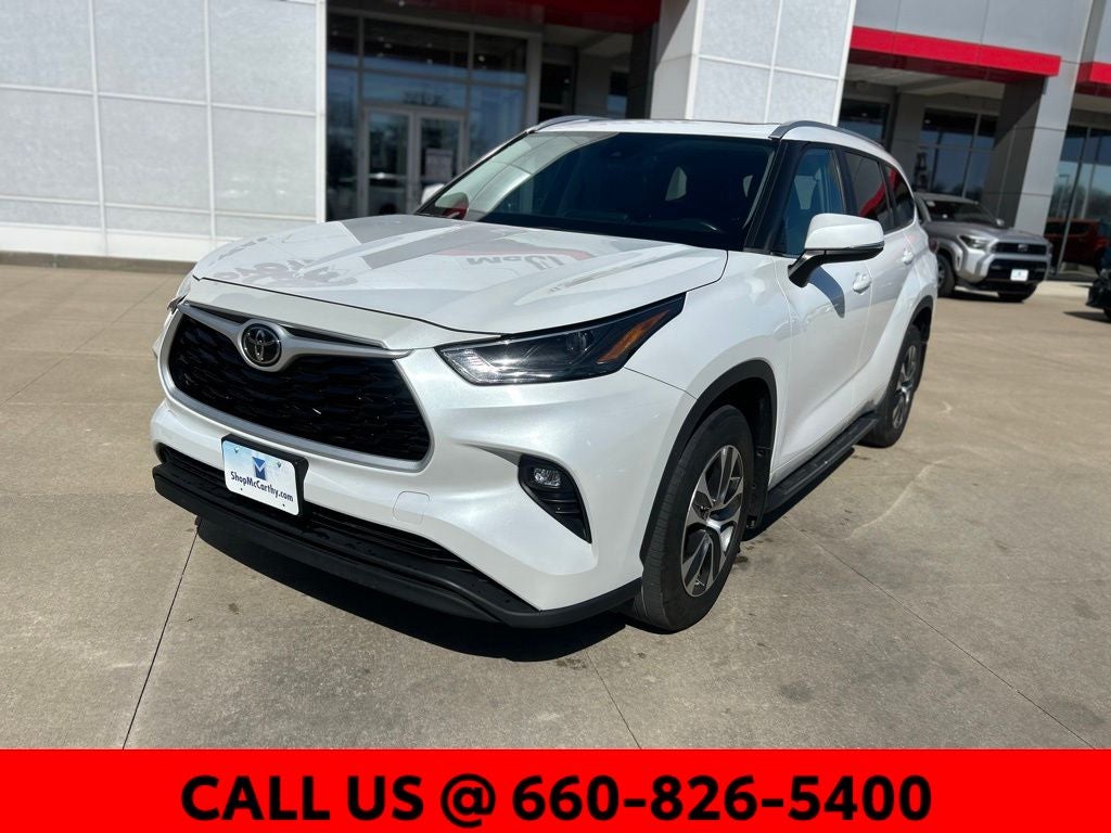 Used 2023 Toyota Highlander Platinum with VIN 5TDKDRBH7PS035369 for sale in Kansas City