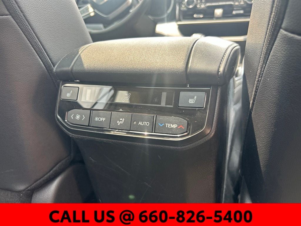 2024 Toyota Highlander Platinum