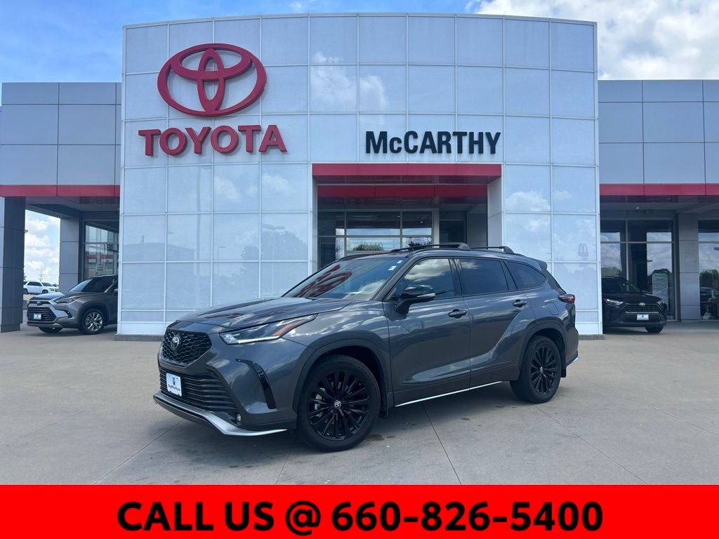 2025 Toyota Highlander XSE AWD's photo