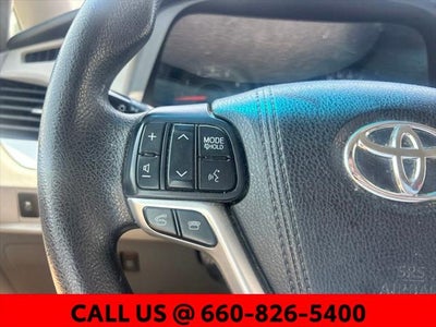 2016 Toyota Sienna LE 8 Passenger