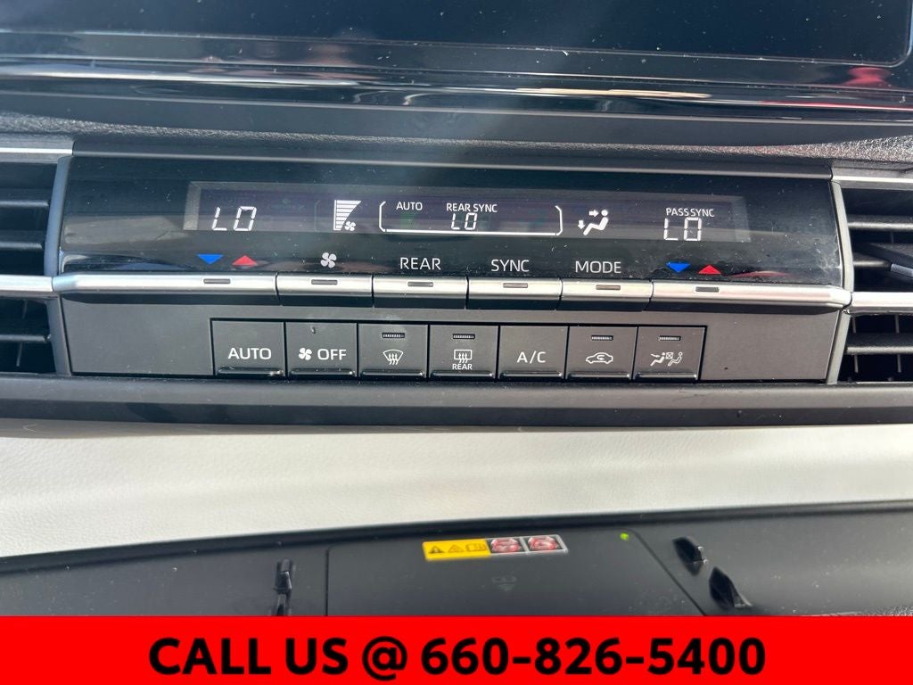 2025 Toyota Sienna LE 8 Passenger