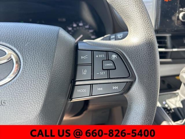 2025 Toyota Sienna LE 8 Passenger