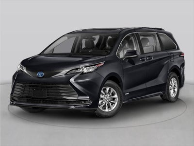 2025 Toyota Sienna LE 8 Passenger