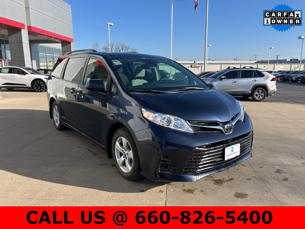 2018 Toyota Sienna LE 8 Passenger