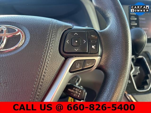 2018 Toyota Sienna LE 8 Passenger