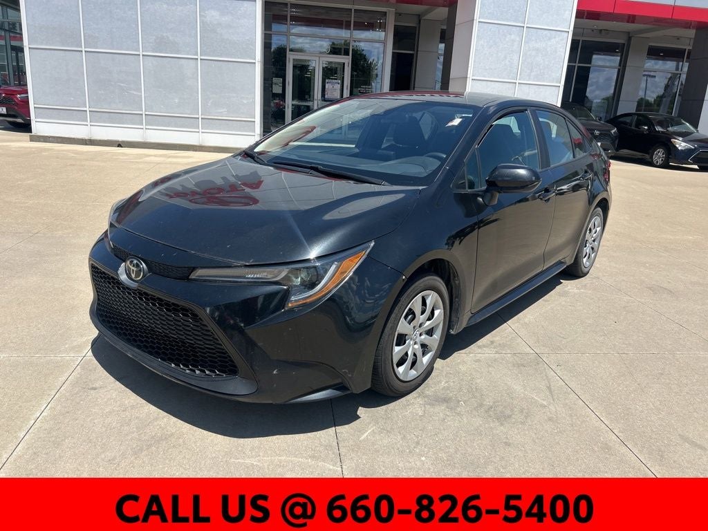 Used 2022 Toyota Corolla LE with VIN 5YFEPMAE2NP286109 for sale in Kansas City