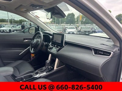 2024 Toyota Corolla Cross XLE