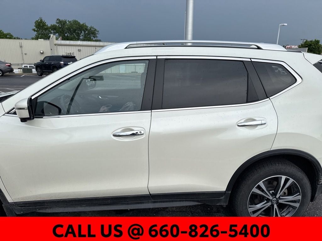 2020 Nissan Rogue SV