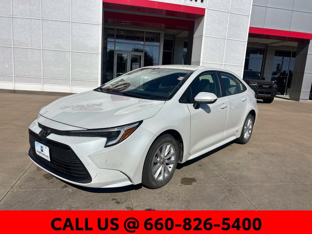 Used 2026 Toyota Corolla LE with VIN JTDBDMHE4T3029301 for sale in Kansas City