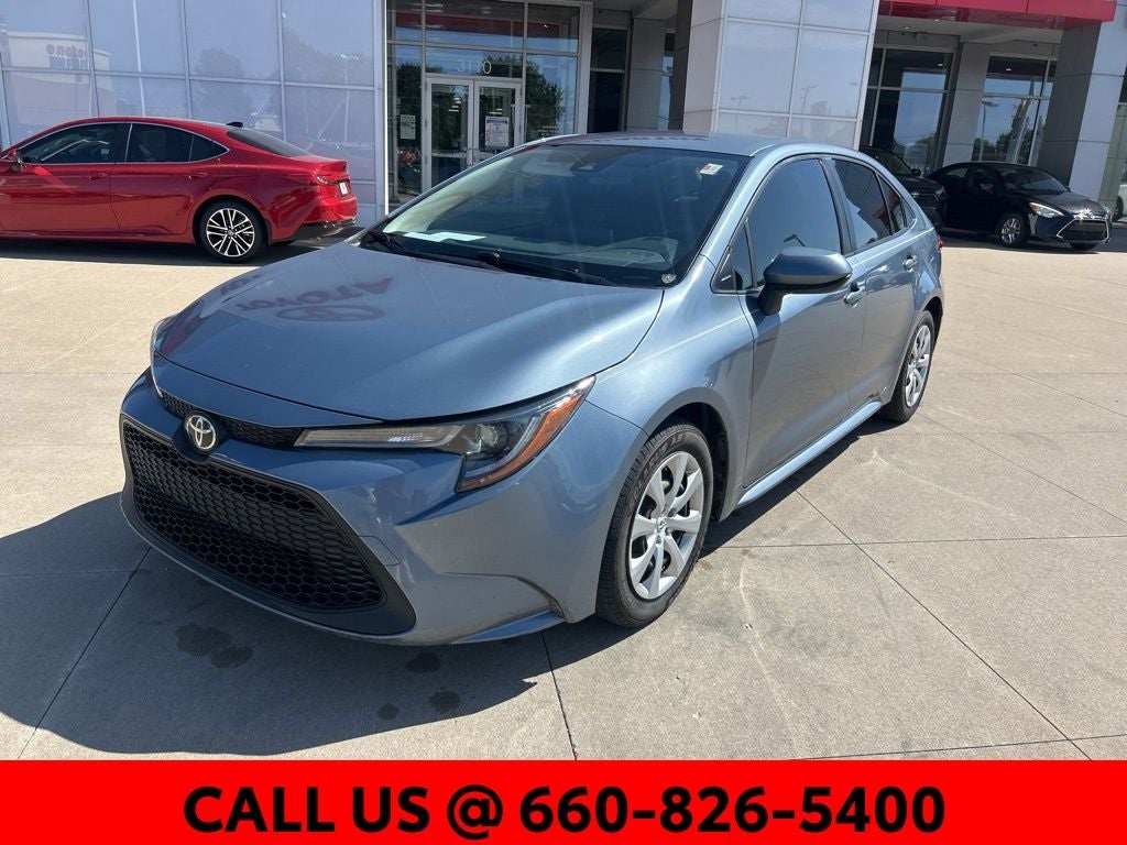 Used 2021 Toyota Corolla LE with VIN JTDEPMAE6MJ166381 for sale in Kansas City