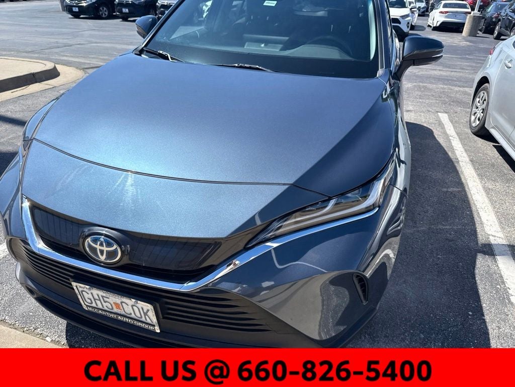 Used 2024 Toyota Venza LE with VIN JTEAAAAH9RJ175295 for sale in Kansas City