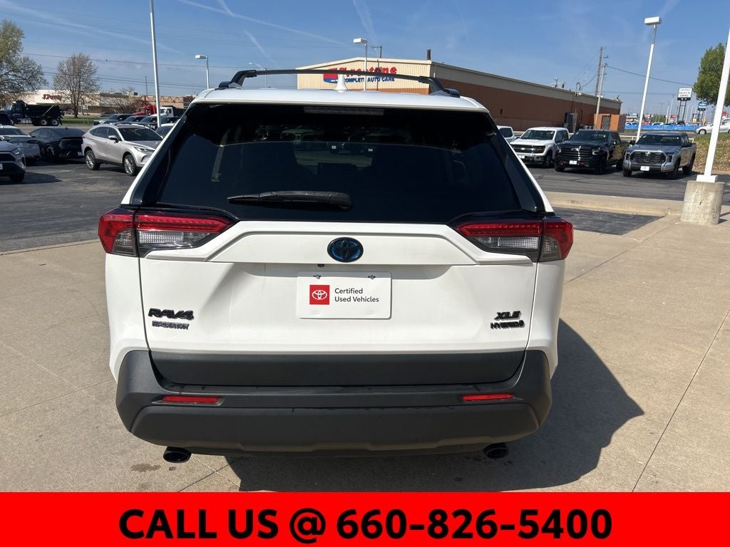 2021 Toyota RAV4 Hybrid XLE