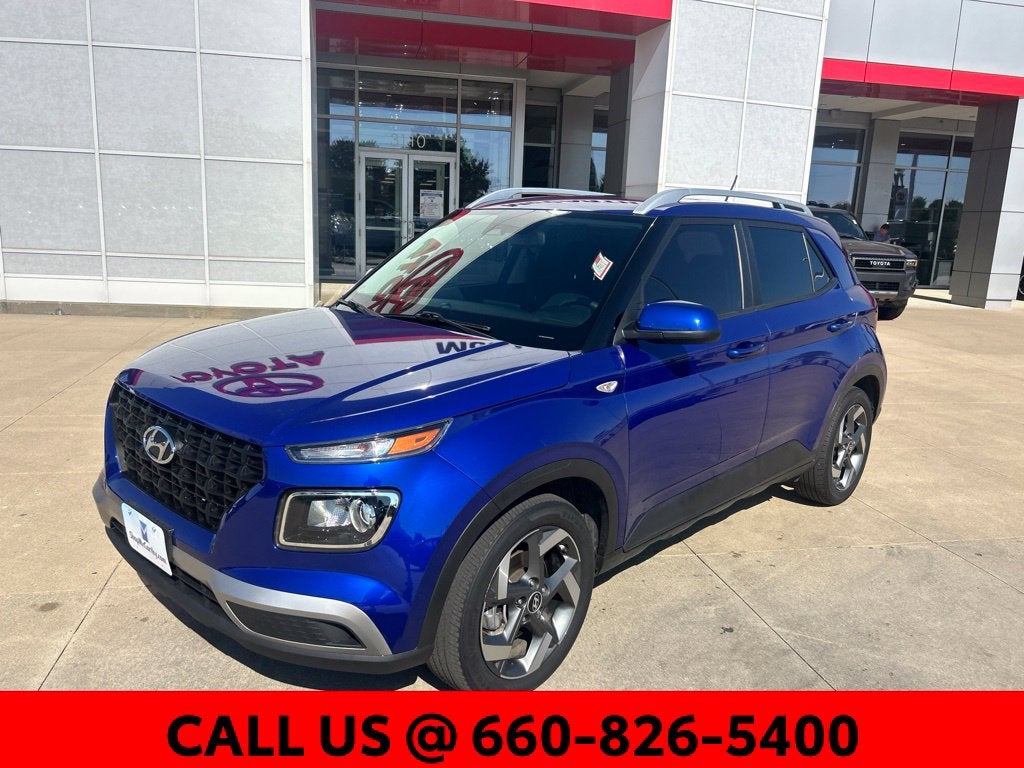 Used 2024 Hyundai Venue SEL with VIN KMHRC8A39RU289399 for sale in Kansas City