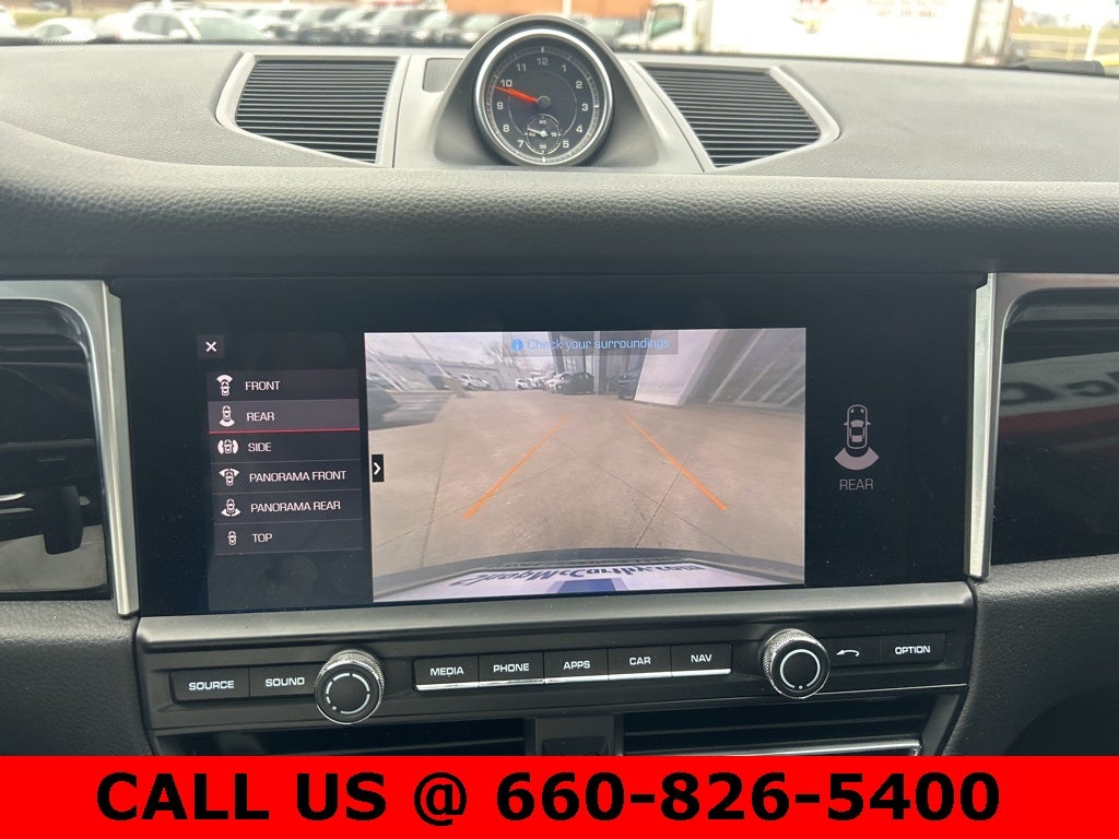 2020 Porsche Macan Base