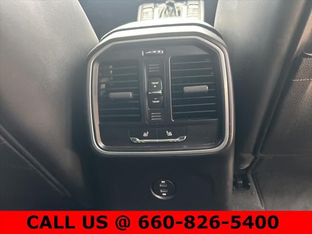 2020 Porsche Macan Base