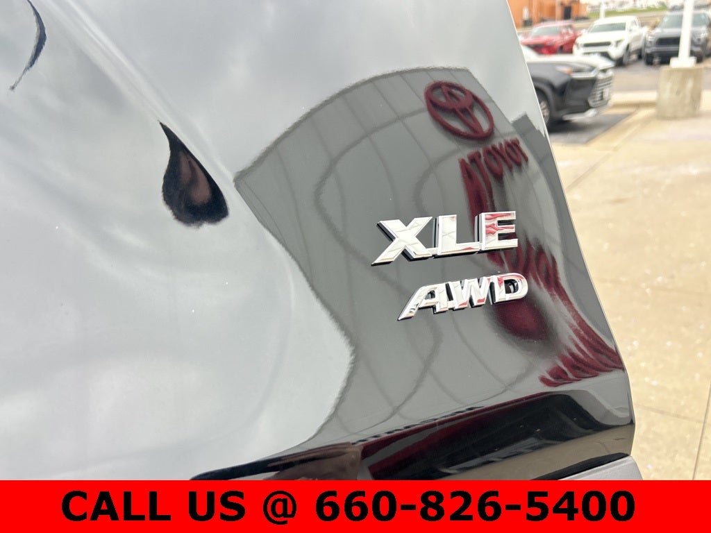 2025 Toyota RAV4 XLE Premium