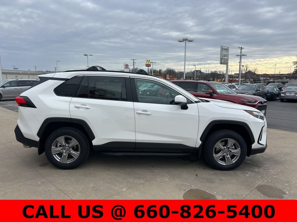 2025 Toyota RAV4 XLE