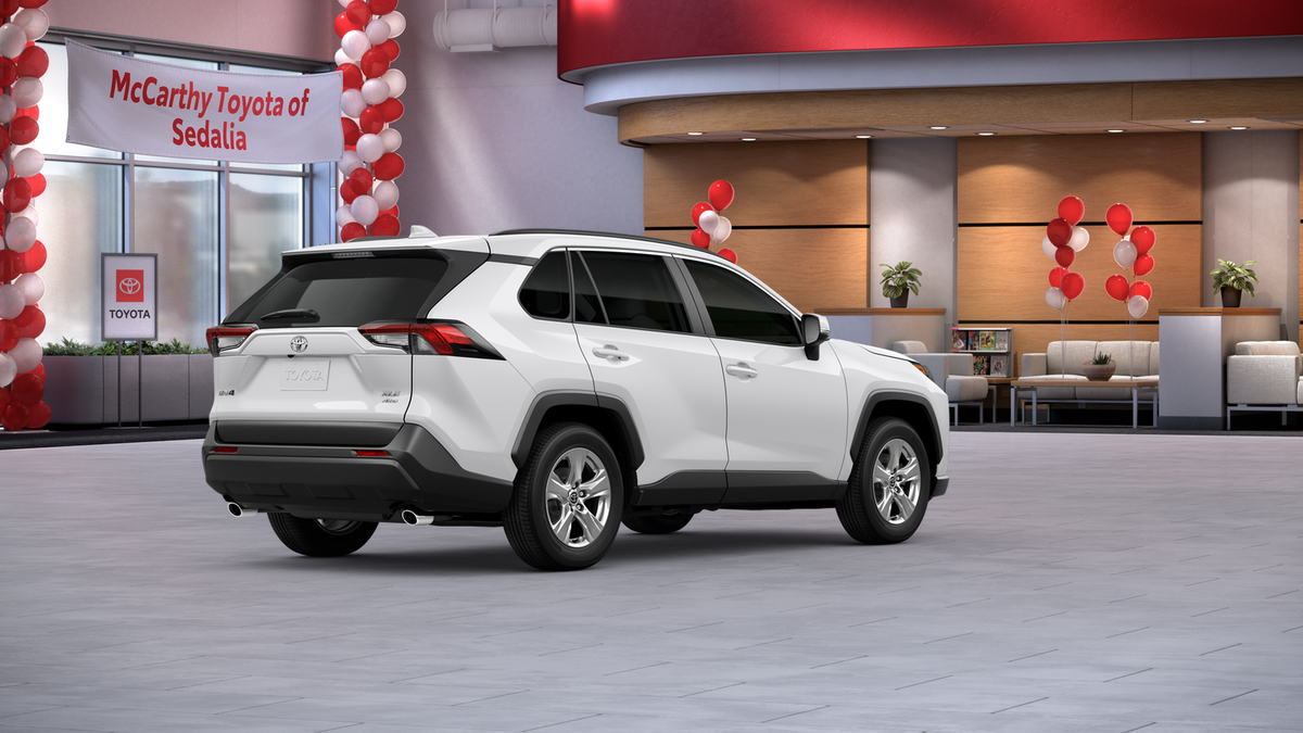 2025 Toyota RAV4 XLE