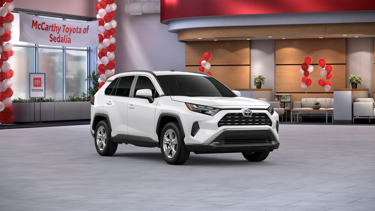 2025 Toyota RAV4 XLE