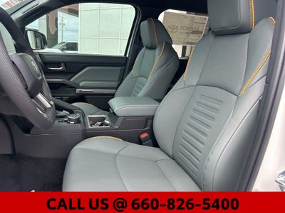 2026 Toyota Tacoma i-FORCE MAX Tacoma Trailhunter