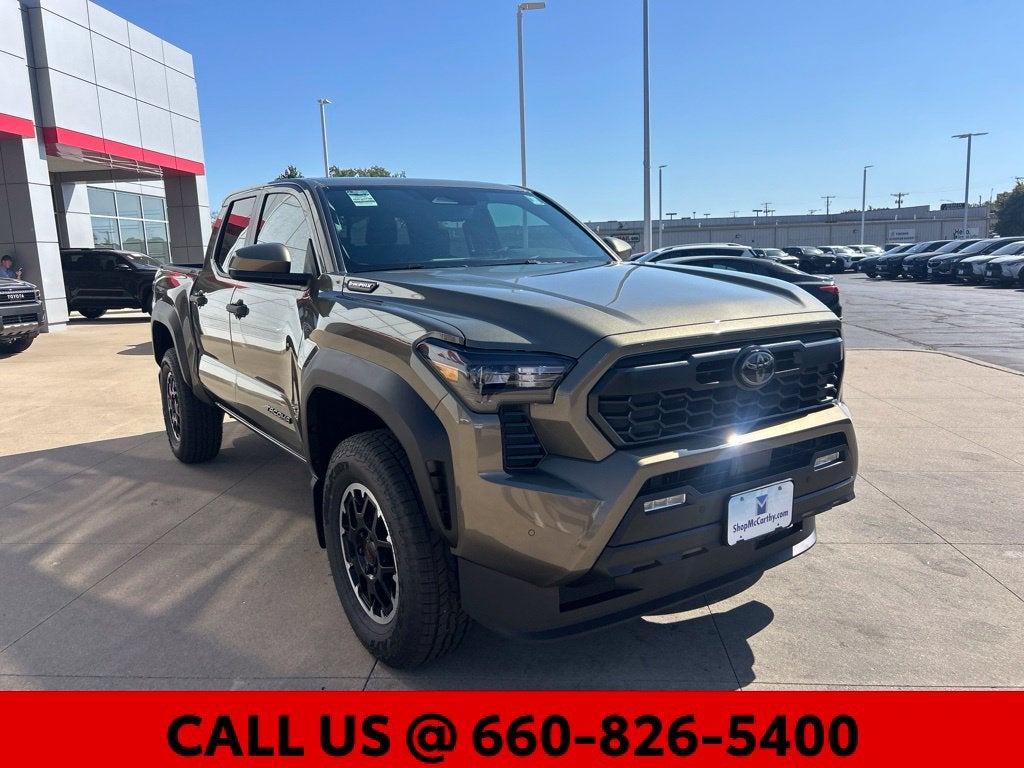 2026 Toyota Tacoma i-FORCE MAX Tacoma TRD Off-Road