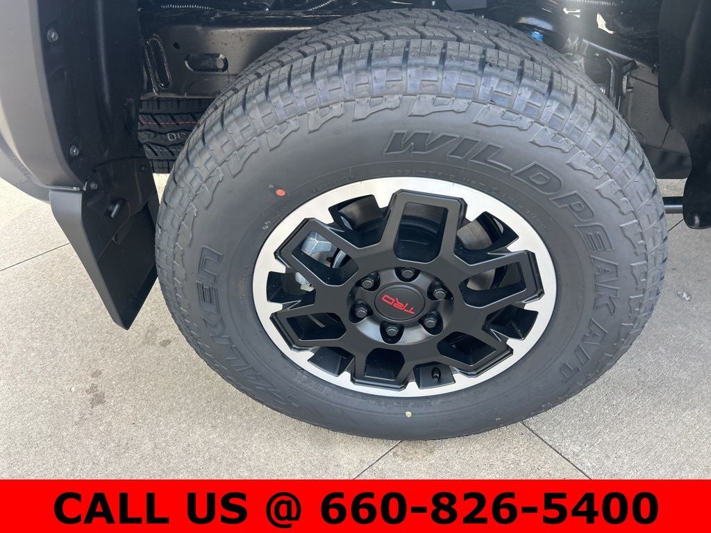 2025 Toyota Tacoma i-FORCE MAX Tacoma TRD Off-Road