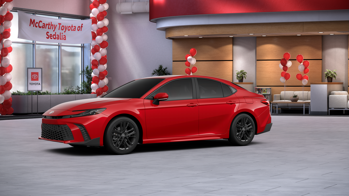 2026 Toyota Camry SE AWD