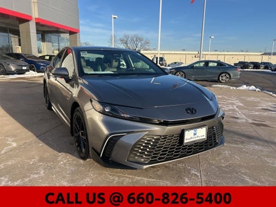2026 Toyota Camry SE AWD