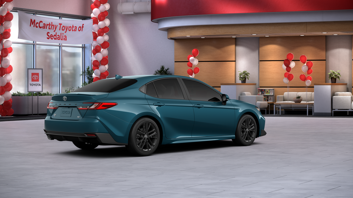 2026 Toyota Camry SE AWD