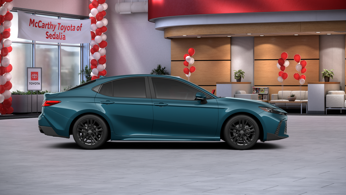 2026 Toyota Camry SE AWD