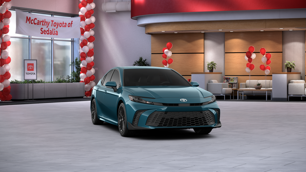 2026 Toyota Camry SE AWD