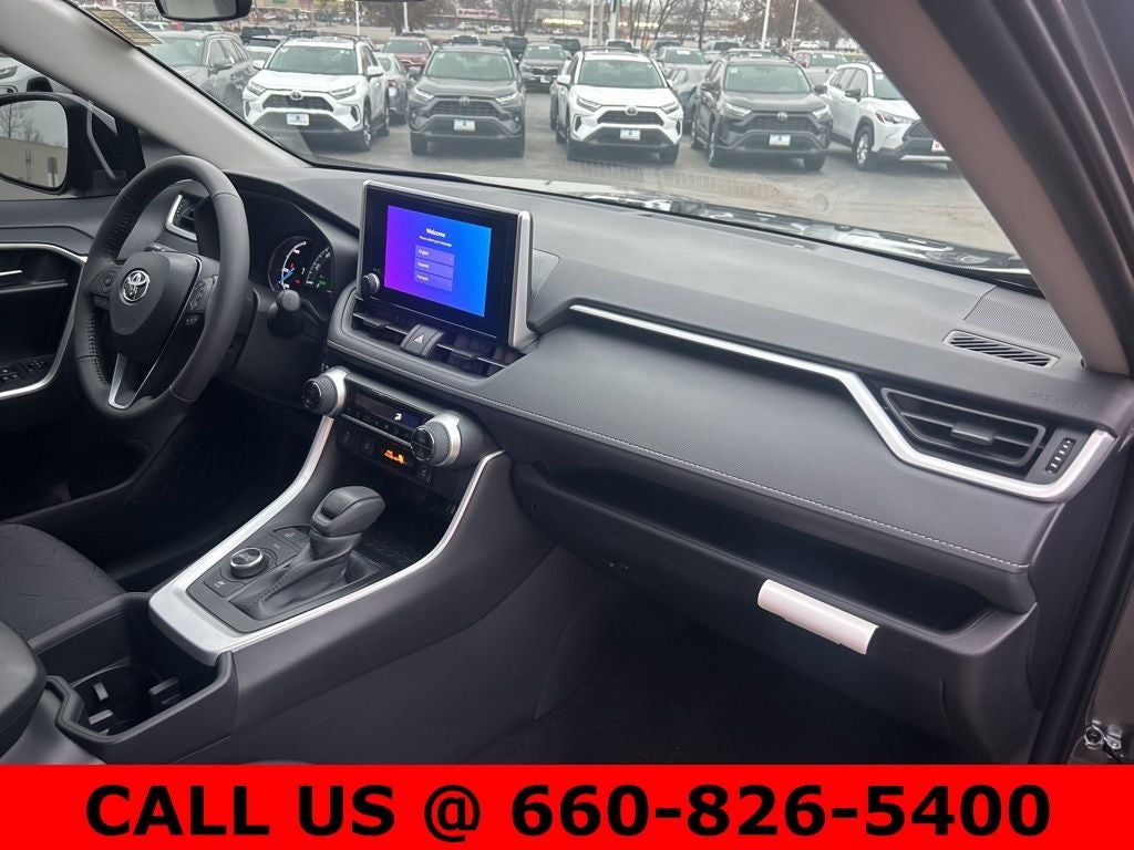 2025 Toyota RAV4 Hybrid XLE