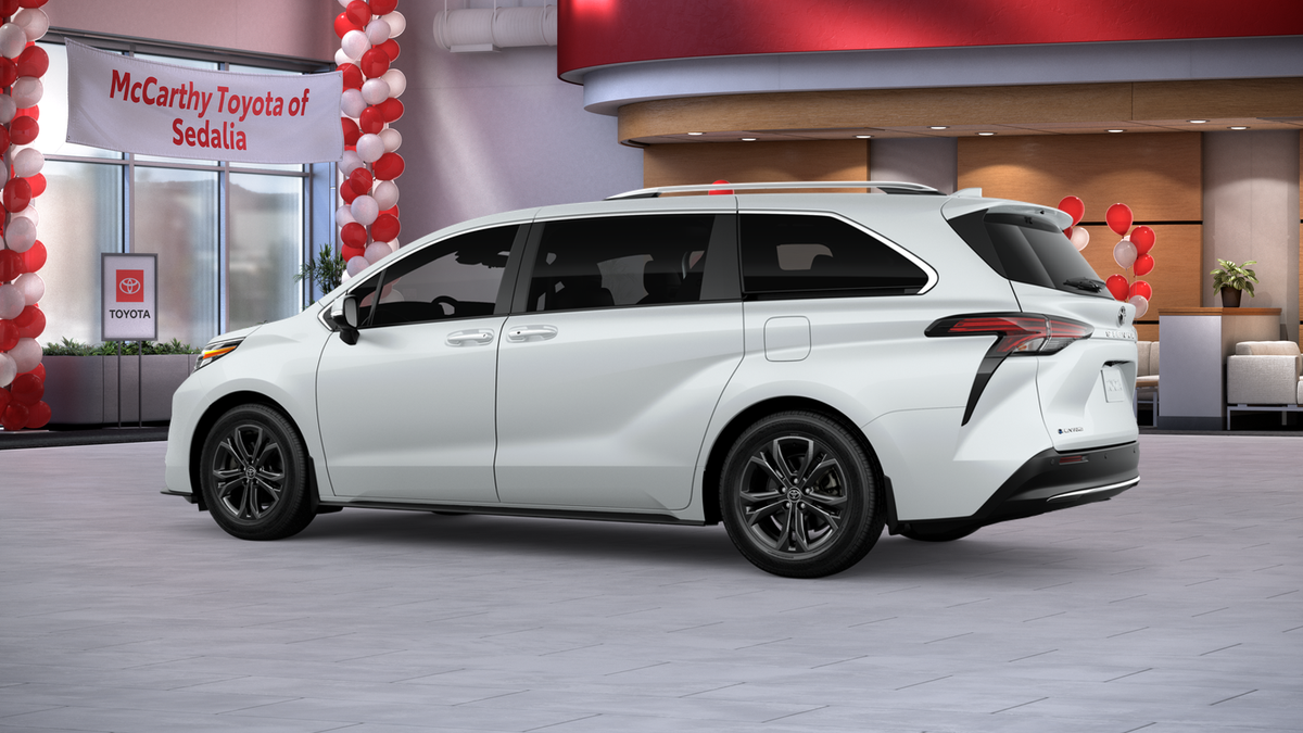 2026 Toyota Sienna Platinum