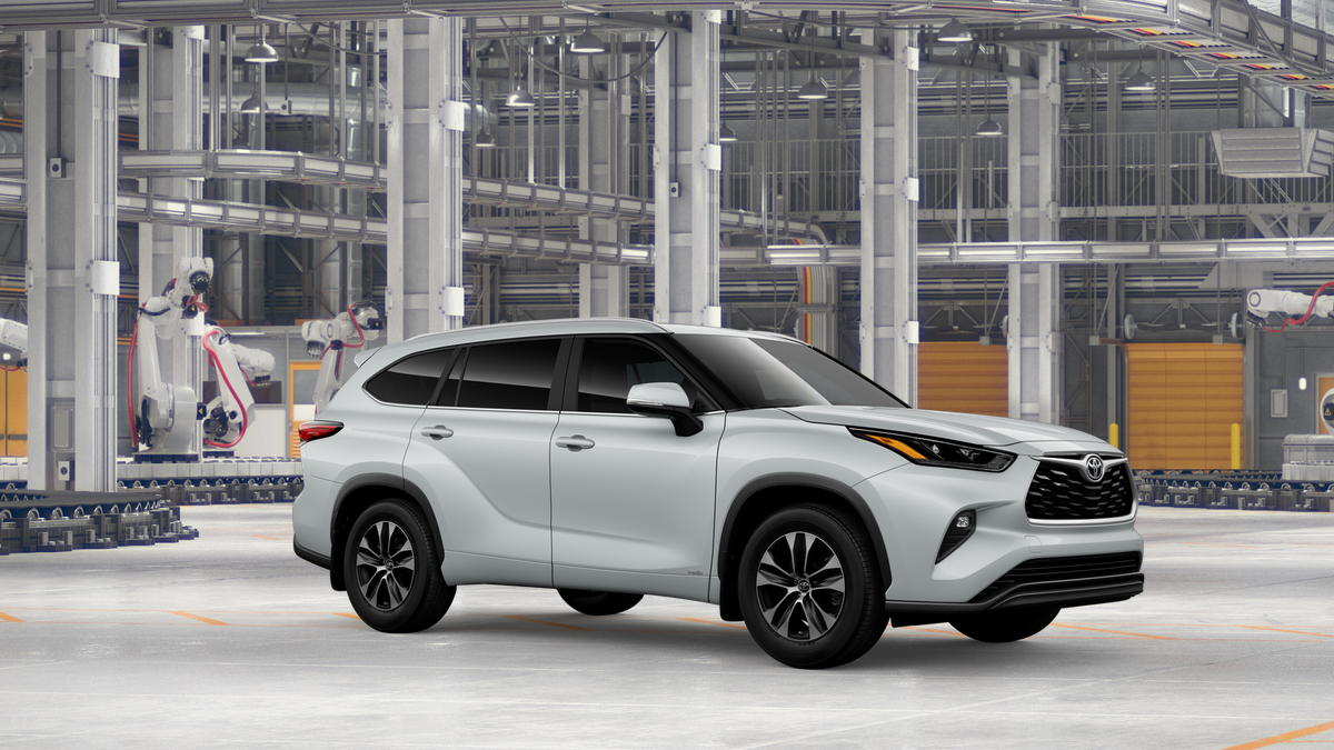 2026 Toyota Highlander Hybrid XLE