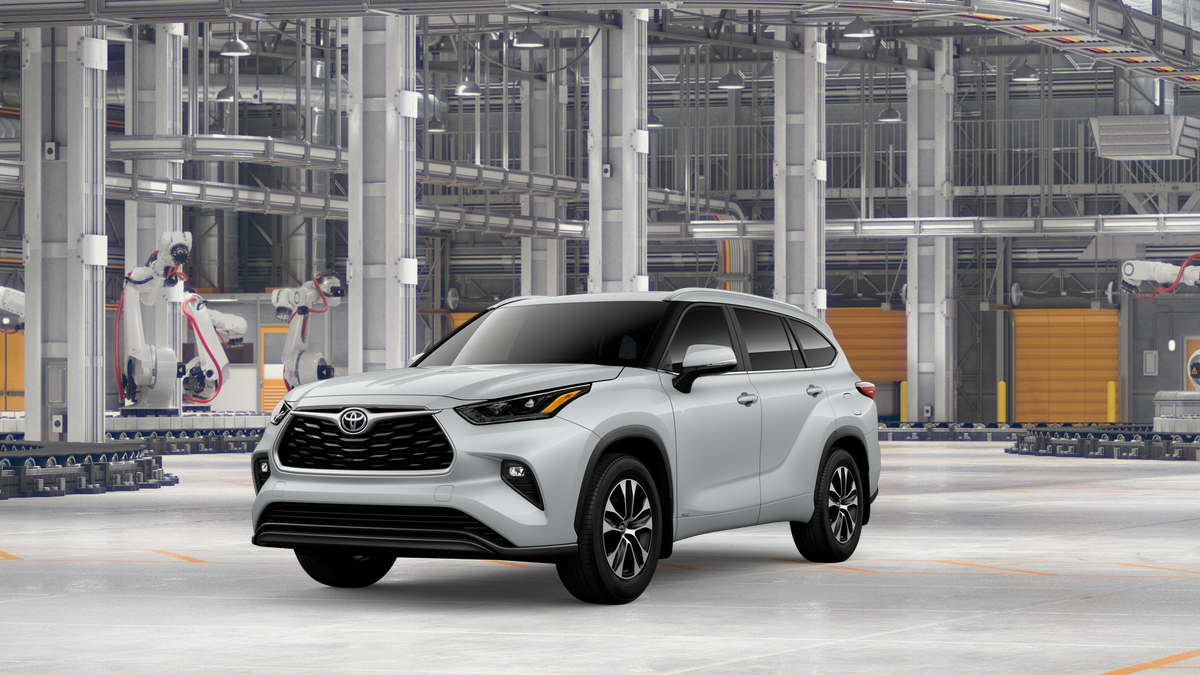 2026 Toyota Highlander Hybrid XLE AWD's photo