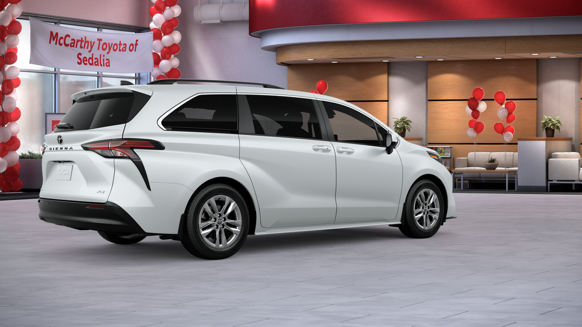 2026 Toyota Sienna XLE
