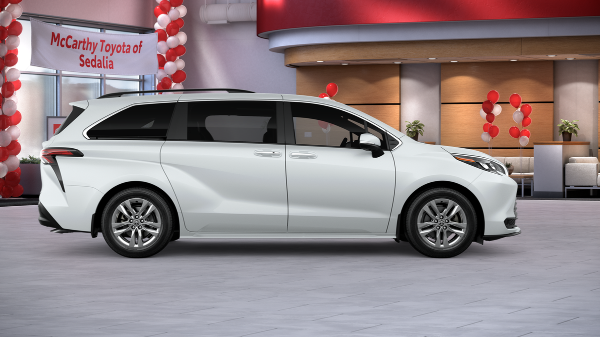 2026 Toyota Sienna XLE