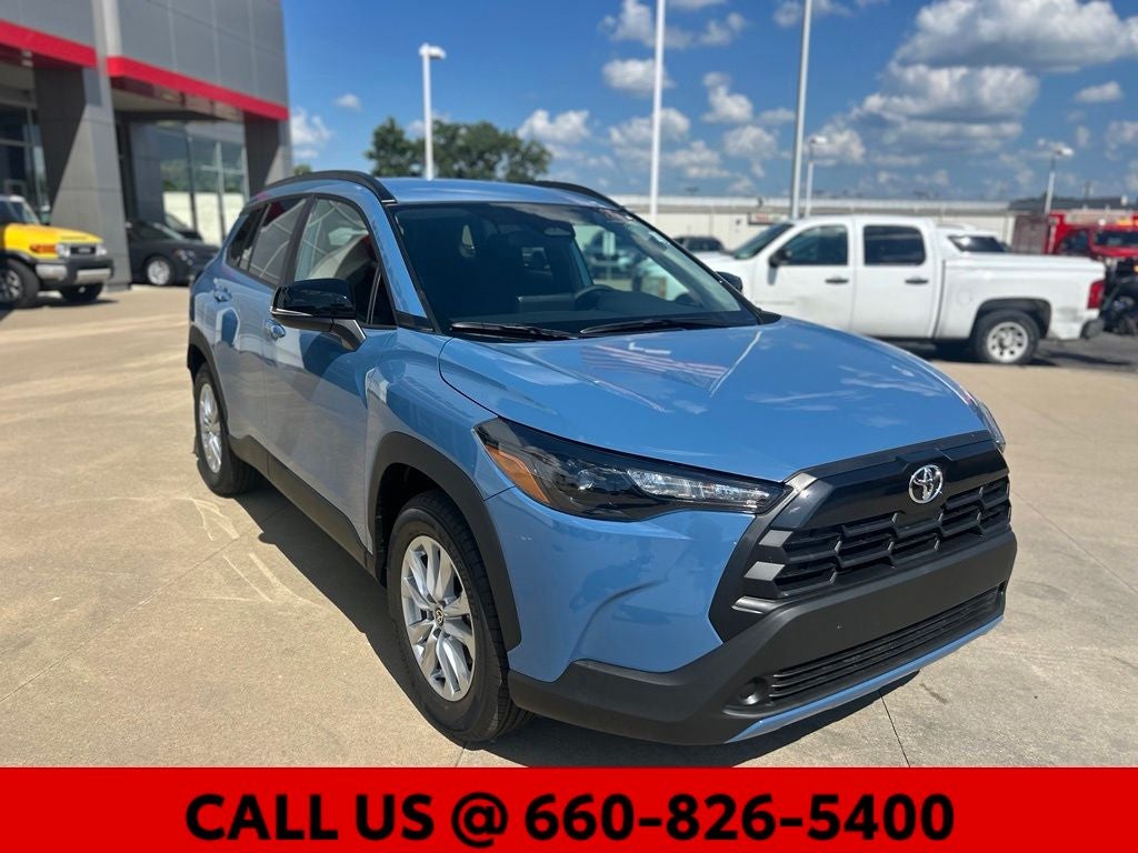 2026 Toyota Corolla Cross LE