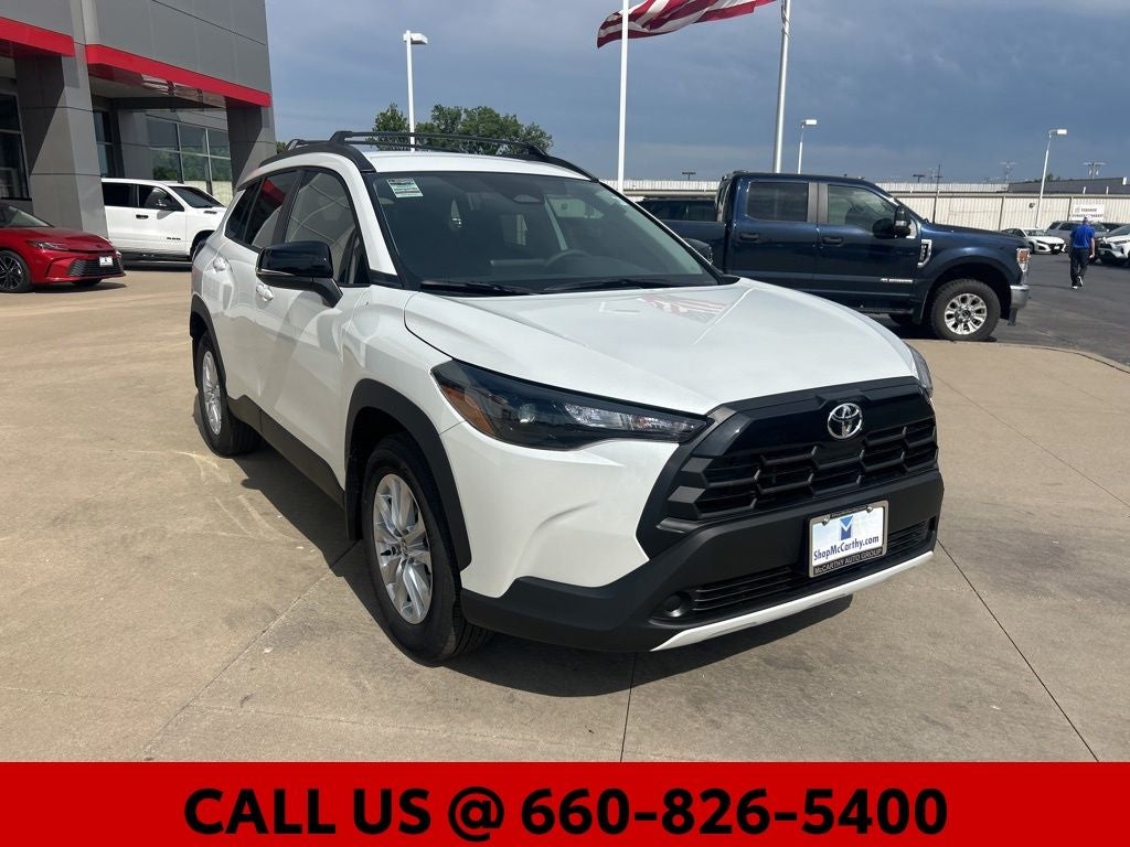 2026 Toyota Corolla Cross LE